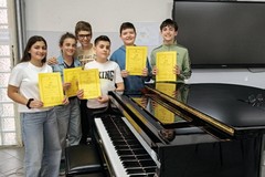 Eccellenze al pianoforte, pioggia di premi per i talenti dell'Istituto Comprensivo di Trani