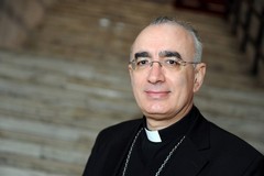 Mons. Antonio Staglianó incontra i giovani tranesi alla Madonna di Fatima