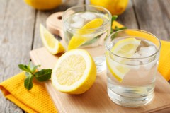 Acqua e limone, mito o realtà?