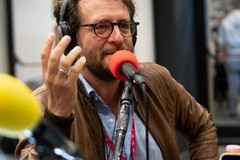 Alfredo De Giovanni a Palazzo Beltrani per un viaggio teatrale tra geologia e narrazione