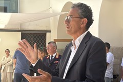 Editoriale - Scusate il disturbo | L'ultimo brindisi a uffici chiusi: Amedeo Bottaro saluta i "suoi" dipendenti tra lacrime, ironia e un patto di pazienza per il futuro