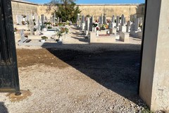 Cimitero di Trani, Articolo97: «Seconda entrata, ultima priorità»