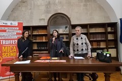 "Non mi prendi nella rete": l'Auser Trani celebra l'impegno intergenerazionale contro le truffe agli anziani