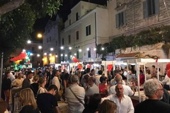 La strada larga in festa: una serata all'insegna del divertimento made in Trani