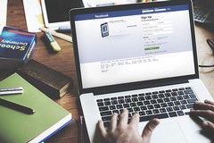 Crescono i "followers" del Comune sui social: 8.700 euro per il rinnovo annuale della gestione della pagina Fb e Instagram