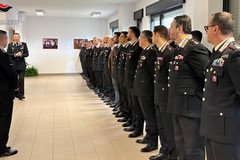 Il Generale Mannucci Benincasa saluta i Carabinieri di Trani