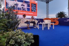 Elena Testi racconta la sua «Genesi. Soldi, crimine, impunità. Storia dell’estrema destra israeliana» ai Dialoghi di Trani