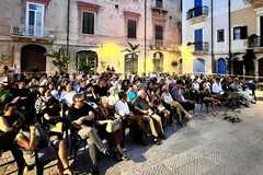A Trani torna il vernacolo: domenica in scena la commedia del Maestro Enzo Guacci
