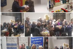 Rotary Club Trani: centinaia di pacchi dono natalizi consegnati alla Caritas parrocchiale di San Magno