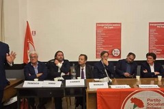 Politici vecchi e nuovi per la presentazione della sezione tranese del Partito Socialista Italiano