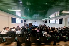 Spazio giovani, 800 studenti di Trani e Bisceglie a scuola di educazione sessuale