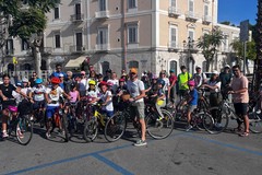 FIAB Trani Mò Pedala APS in piazza per una città più sicura e sostenibile