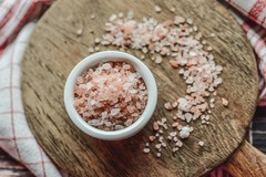 Sale rosa dell’Himalaya e sale marino: impatto sulla salute cardiovascolare