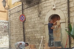 Murato l'accesso della casa natale di Giovanni Bovio