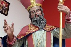Parrocchia di San Magno, benedetta la nuova statua riproducente il santo vescovo tranese