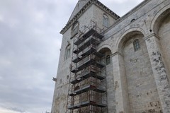 Infiltrazioni dal tetto, la Cattedrale di Trani sarà chiusa in parte per lavori