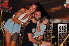 Anna e Paolo: da tour operators e un american bar a Trani, la scelta di abitare il mondo in camper con i figlioletti