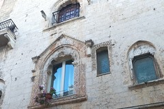 Casa de Agnete e la palina rimossa: a Trani un gioiello storico sempre più ignorato