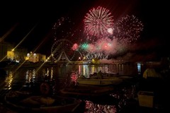 Al via il Festival: tra detrattori e entusiasti, i fuochi d'artificio hanno illuminato Trani