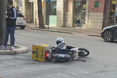 Incidente tra un'auto e un rider all'incrocio tra Corso Imbriani e via San Gervasio