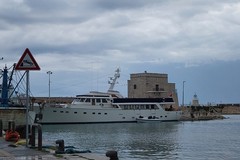 Nel Porto di Trani arriva lo yacht britannico