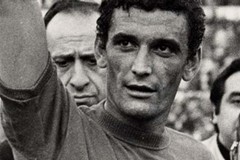 Quando il calcio generava eroi veri: da Cagliari a Trani il ricordo di Gigi Riva