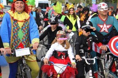 "Bici in maschera", a Trani il Carnevale comincia domenica su due ruote!