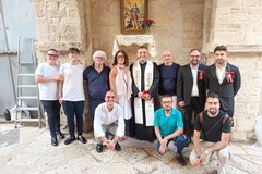 Ricollocata e benedetta l'edicola a San Nicola il Pellegrino in Via Rodunto