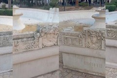 Senz'acqua né decoro: la fontana assetata nella desolazione di Piazza della Repubblica