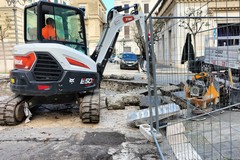 A Trani lavori in corso sul basolato di corso Vittorio Emanuele