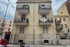Crolla cornicione in via Dalmazia: intervento immediato della Polizia Locale