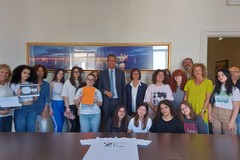 Gli studenti tranesi protagonisti del progetto "Trani Ebraica": incontro con il sindaco Bottaro