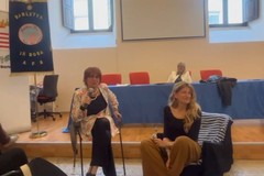 "Carissima dottoressa": stasera al Gaber club tutti i dubbi sull'ipnosi in un dialogo tra medico e paziente