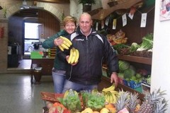 Trani saluta la “Casa della Frutta”: si chiude dopo 31 anni una storia di lavoro, famiglia e comunità