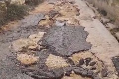 Piove sul bagnato: strade rurali già in rovina distrutte dalla pioggia, impossibile l'accesso ai mezzi