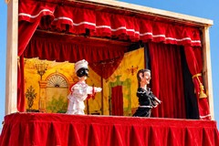 A Trani torna la magia del Teatro Nazionale dei Burattini: da oggi spettacoli in piazza della Repubblica
