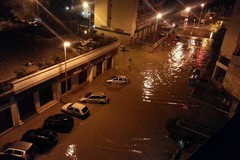 Bomba d'acqua su Trani, danni e allagamenti in tutta la città (Foto)