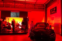 La Ferrari Purosangue accolta da Radicci a Bari con una straordinaria cornice gastronomica ed enologica firmata Casa Sgarra