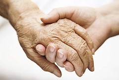 Assistenza domiciliare per anziani, pubblicata gara per affidare il servizio