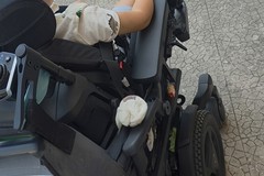 Il coraggio del piccolo Marco a Trani: la sedia a rotelle apre alla vita, ora la gara di solidarietà per un'auto attrezzata
