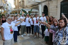 Inaugurata la mostra fotografica dedicata ad Astor Piazzolla in via Zanardelli a Trani