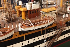 Inaugura nel Castello di Trani la mostra della Marina Militare