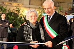 Piazza Longobardi, festa per l'inaugurazione