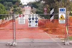 Editoriale | La paralisi di Ponte Lama: dalla propaganda del 2025 all’atto di accusa dei cittadini. Residenti e commercianti presentano una formale istanza al Prefetto e al Sindaco di Trani