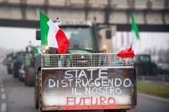 Domani 21 ottobre, Trani scende in strada contro il caro vita: presidio pacifico di mezzi in via Andria