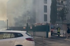 Incendio in via dell'Olio, intervengono i Vigili del Fuoco