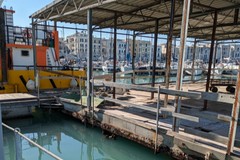 Il Porto di Trani si prepara a salutare la piattaforma galleggiante