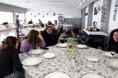 Scuola e volontariato insieme contro la povertà: a Trani il ristorante didattico sociale per i poveri