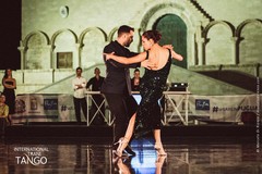 L'Editoriale.Scusate il disturbo | Trani Tango, il record è servito: la sfida per la XIV edizione è già aperta con ... qualche suggerimento "dal di fuori"