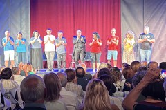 La Compagnia "LaRibalta" di Novara vince il Premio Macchia, ma a Palazzo Beltrani trionfa la festa del “Gran Varietà”